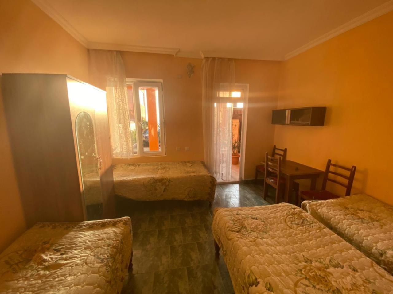 Guest House Orange Kobuleti Exterior foto
